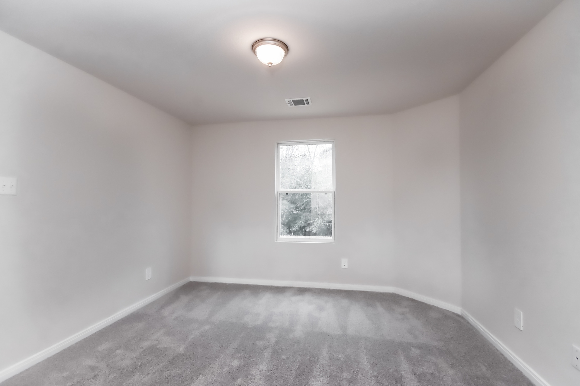 Building Photo - 15580 Briar Forest Dr