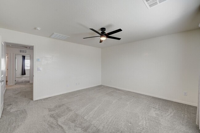 Building Photo - Upgraded 5 bedroom home in Cul-De-Sac!!