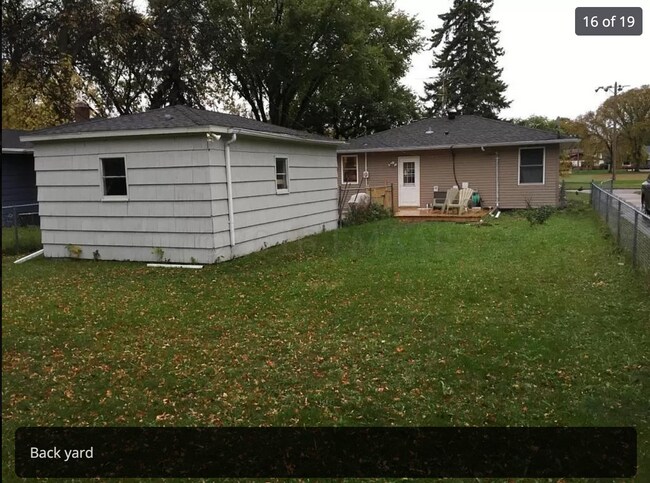 Building Photo - 1213 9th St N