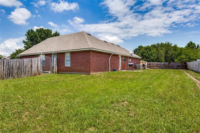 Building Photo - 1008 Treys Ct