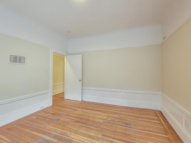 Building Photo - Bright, Renovated 1BD with In-Unit W/D and...