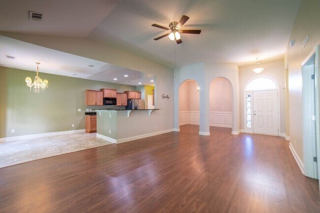 Building Photo - 119 Spoonbill Cir