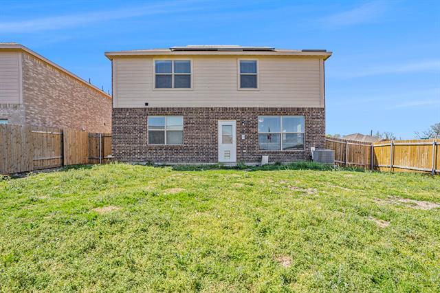 Building Photo - 921 Primrose Dr