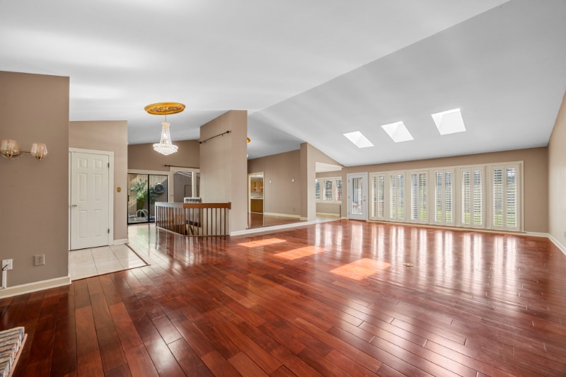Building Photo - 2244 Kehrsglen Ct