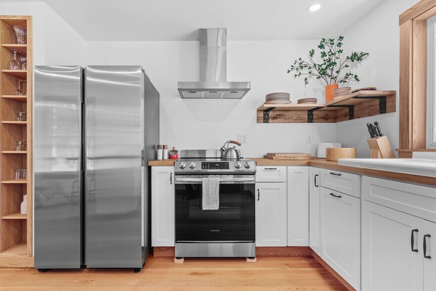 Building Photo - 2697 Chambers Hollow Rd