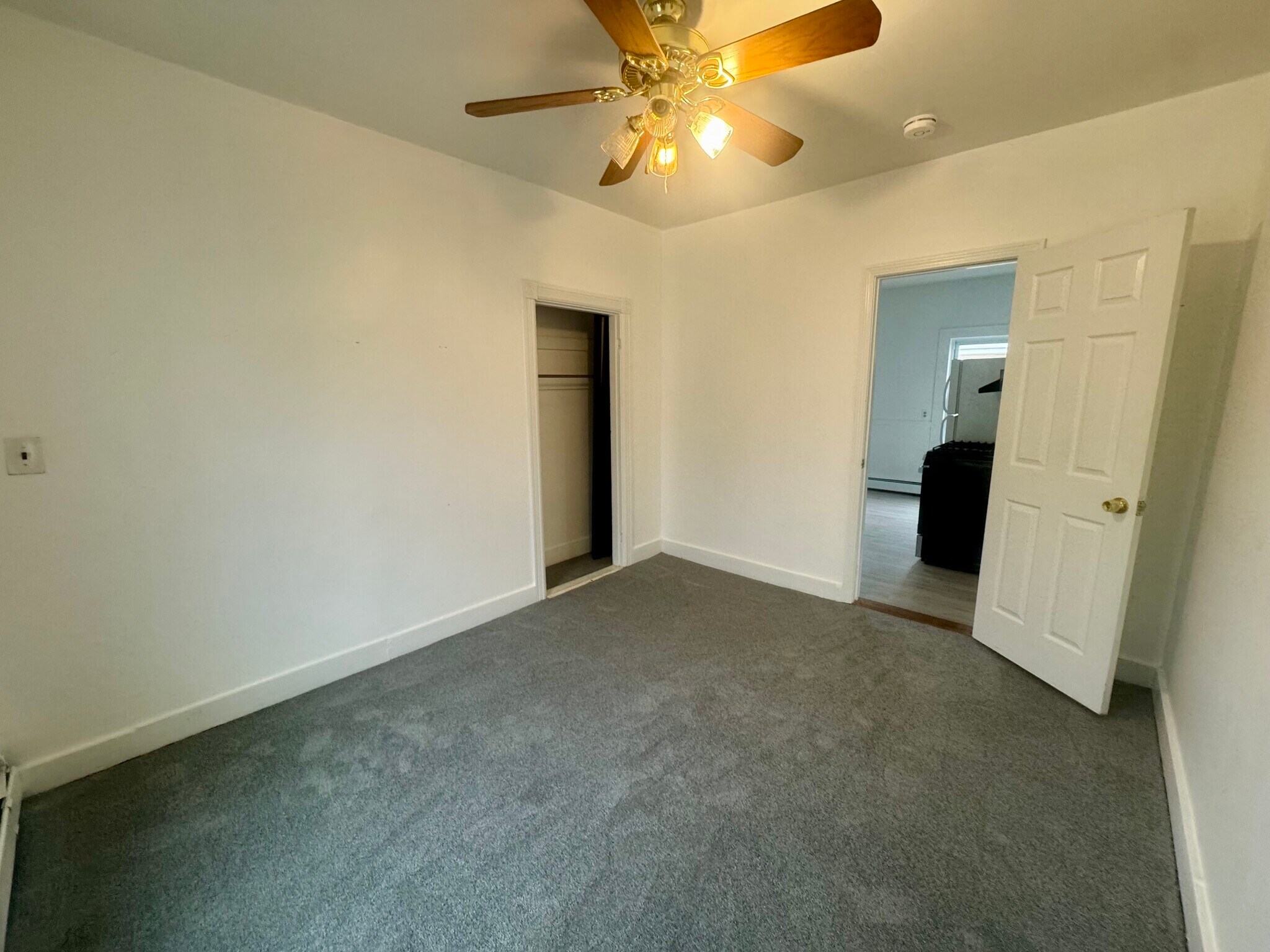 Building Photo - 61 John St