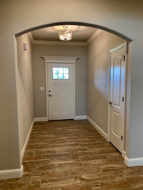 Building Photo - 5601 Sapphire Dr