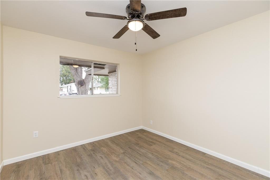 Building Photo - 3725 Kingston Dr