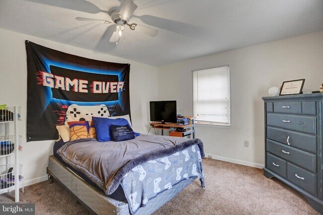 Building Photo - 24414 Graham Ave