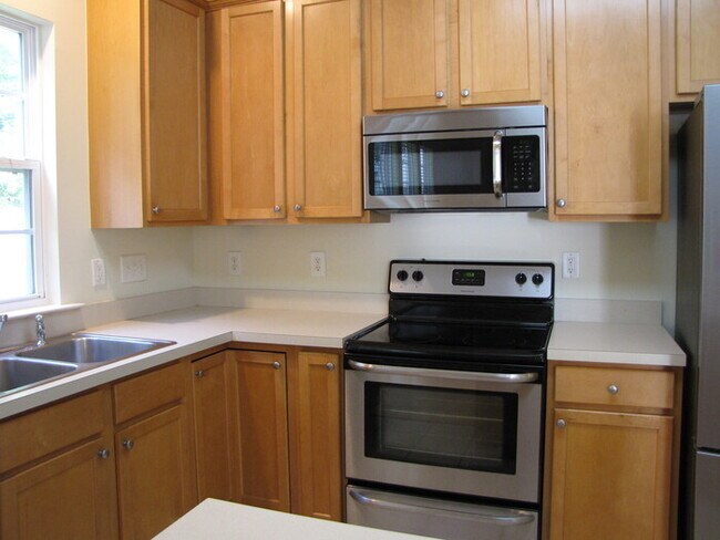 Building Photo - 1424 Copper Creek Dr