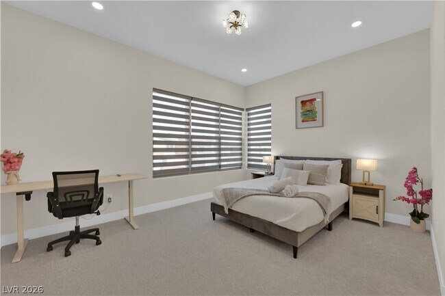 Building Photo - 10663 Stone Ledge Ave