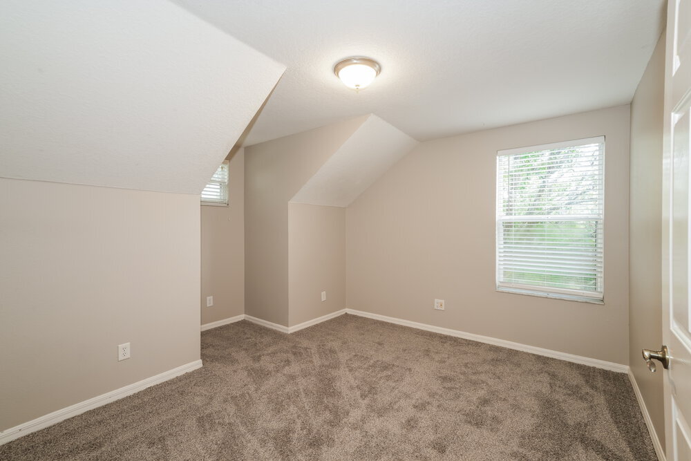 Building Photo - 3202 Shamrock Park Pl