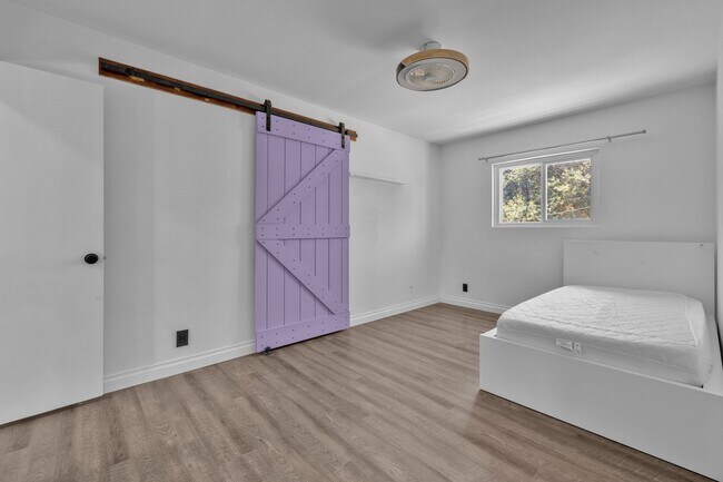 Building Photo - 3/3 HOME available NOW in DESCANSO w/ gara...