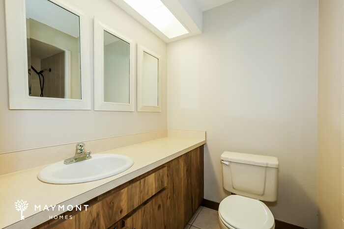Building Photo - 7022 Sheffield Dr
