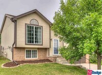 Building Photo - Charming 3-Bedroom Home in Quiet Omaha Nei...