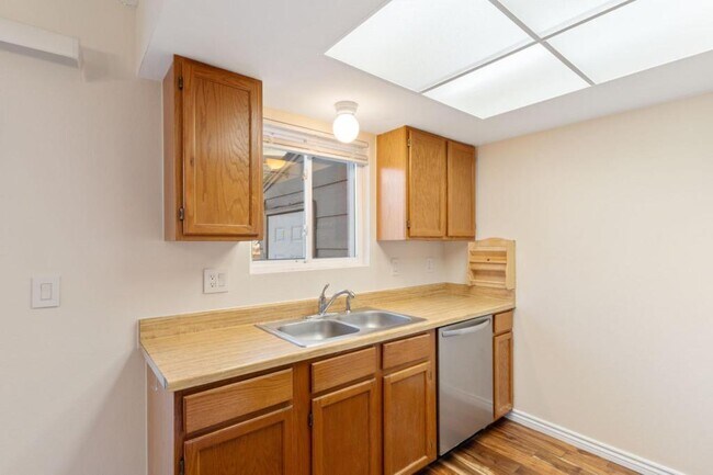 Building Photo - 1306 Soaring Eagle Dr