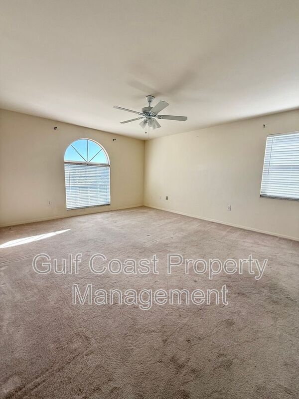 Building Photo - 3640 Bal Harbor Blvd