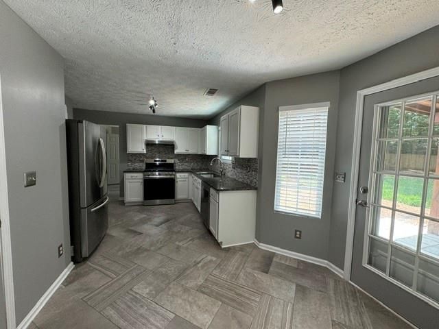 Building Photo - 2910 Arden Ridge Dr