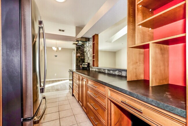 Building Photo - 12219 Hidden Brook Dr