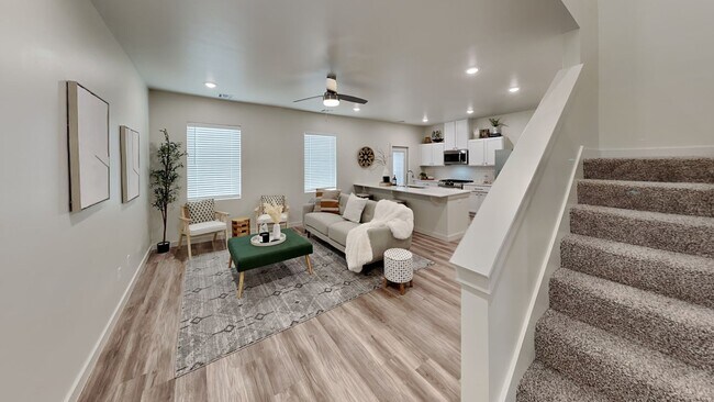 Building Photo - Luxury 3 Bedroom 2.5 Bathroom Townhome in Piedmont Schools (Neighborhood Park)