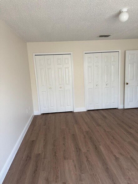 Building Photo - 11718 Pethrick Dr