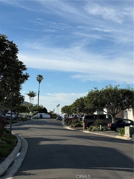 Building Photo - 33555 Via Corvalian