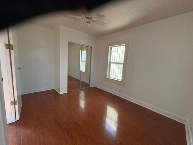 Building Photo - 16115 Firmona Ave