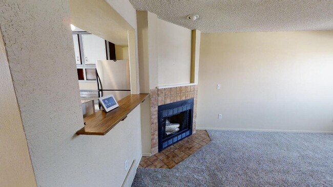 Building Photo - 5549 Dunbar Ct