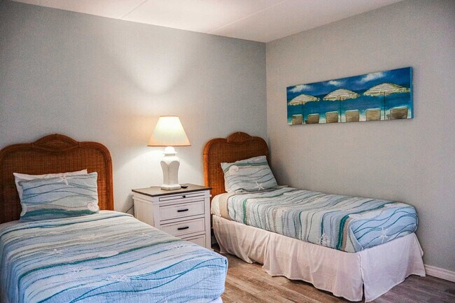 Building Photo - 2401 Gulf Blvd