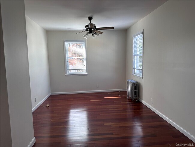 Building Photo - 154 Grant Ave