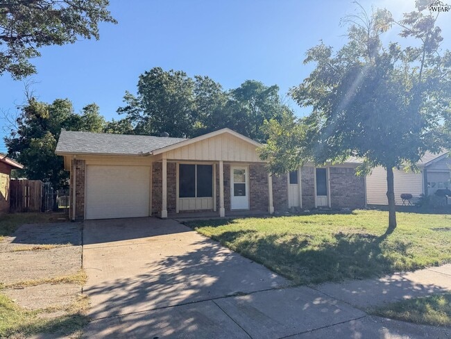 Building Photo - 5011 Rock Point St