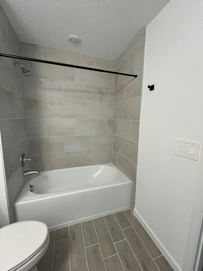 Building Photo - 3491 SE 37th Ct