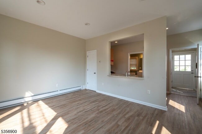Building Photo - 214 Woodcliff Ave