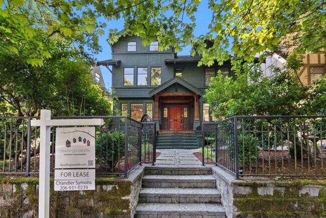 Building Photo - Stunning 1909 Craftsman w/ AC in Coveted Capitol Hill
