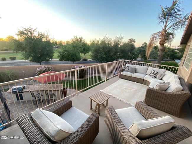 Building Photo - 3798 E Encinas Ave