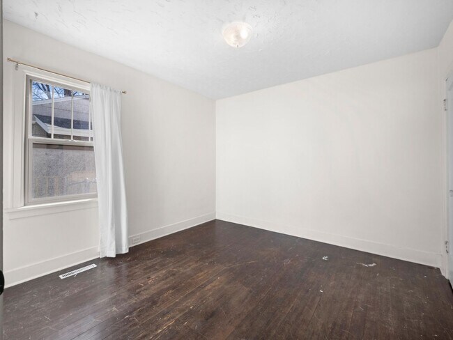 Building Photo - Modern & Cozy Retreat in Spokane – Prime Location Near Downtown