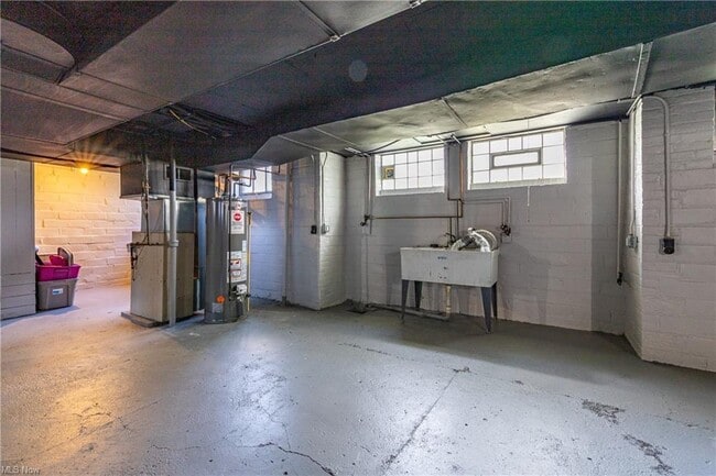Building Photo - 3693 W 140th St