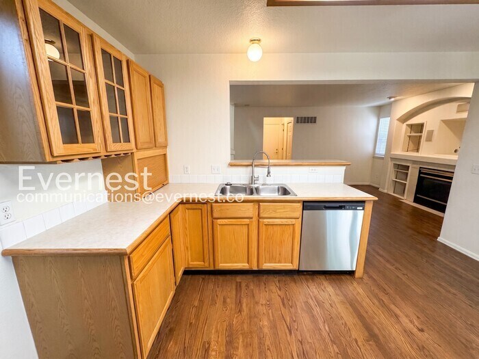 Building Photo - 10545 Ashwood Ct