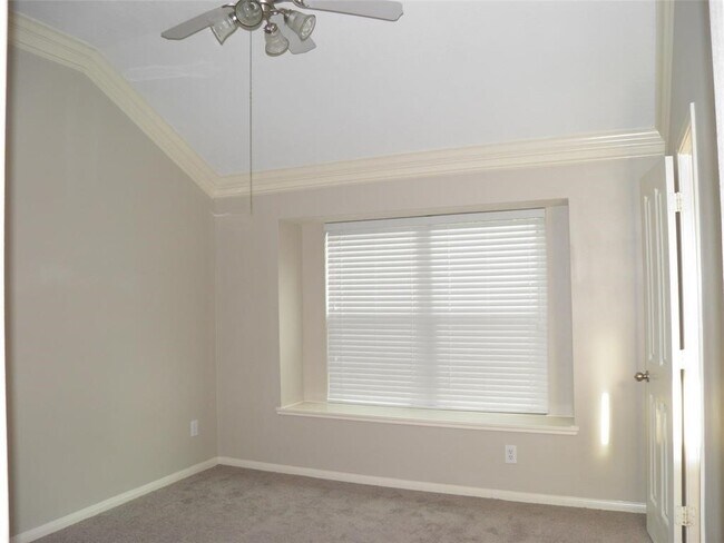 Building Photo - 12827 Mills Breeze Dr