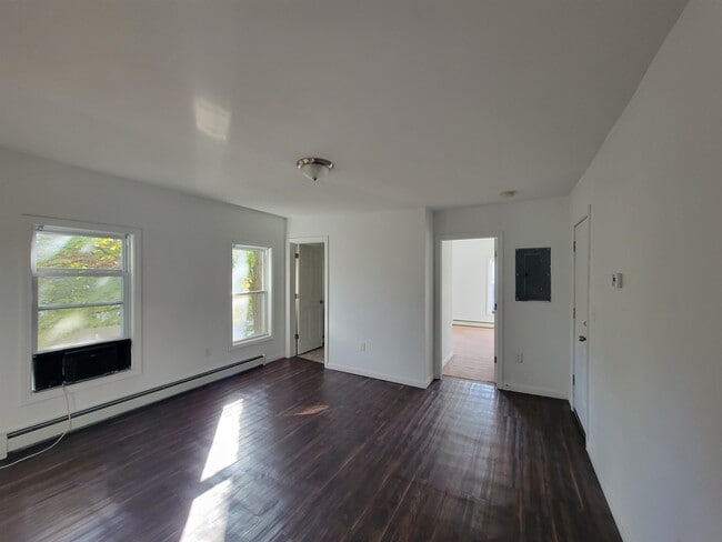 Building Photo - 96 Franklin St