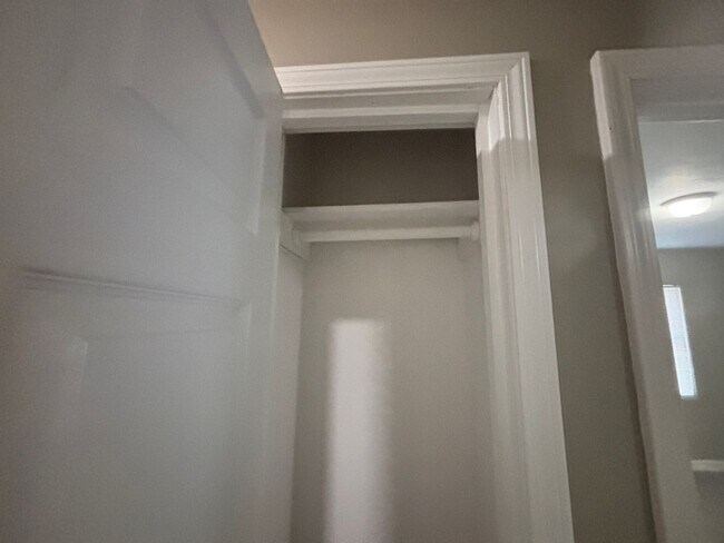 Building Photo - 3546 Debby Dr