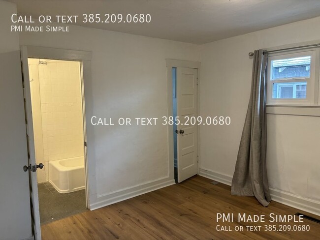 Building Photo - Charming 2 Bedroom Cottage in Nice Salt La...