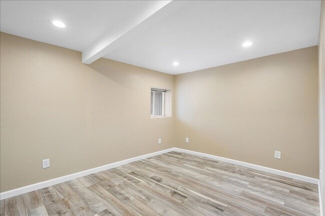 Building Photo - 3313 Fernside Blvd