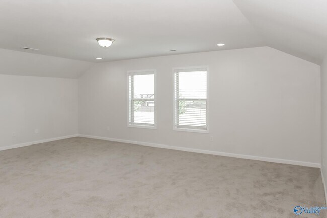 Building Photo - 227 Balota St