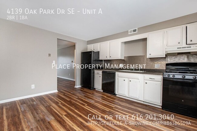 Building Photo - 4139 Oak Park Dr SE
