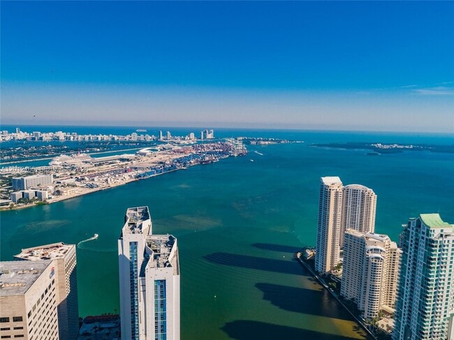 Building Photo - 325 S Biscayne Blvd