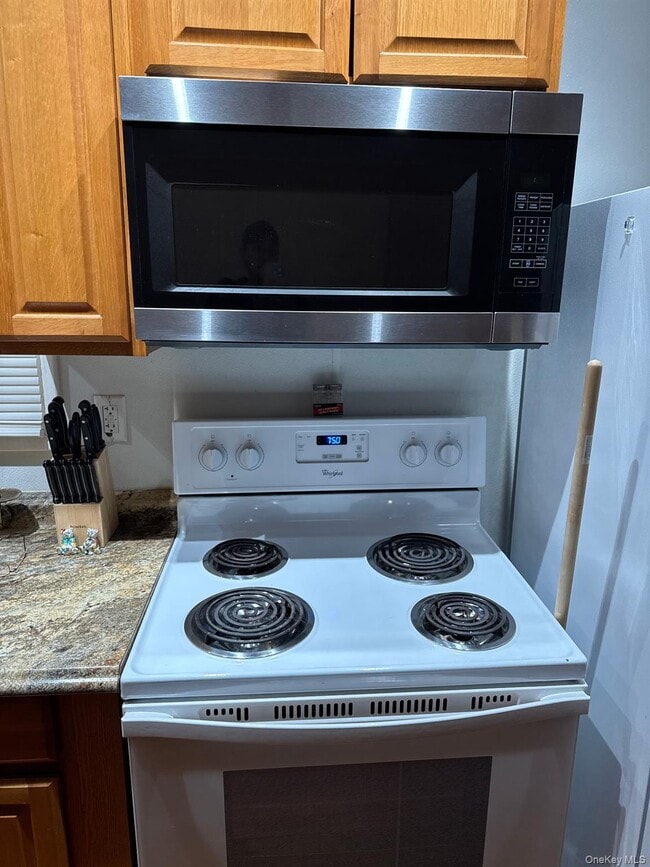 Building Photo - 198 South St