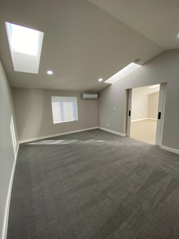 Building Photo - 4045 Decathlon St