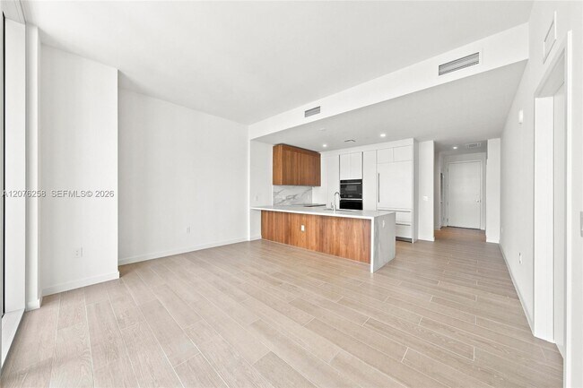 Building Photo - 1400 Biscayne Blvd