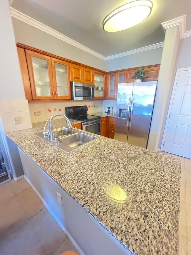 Building Photo - SPACIOUS & Quiet Cortez Hill Gem – Central...